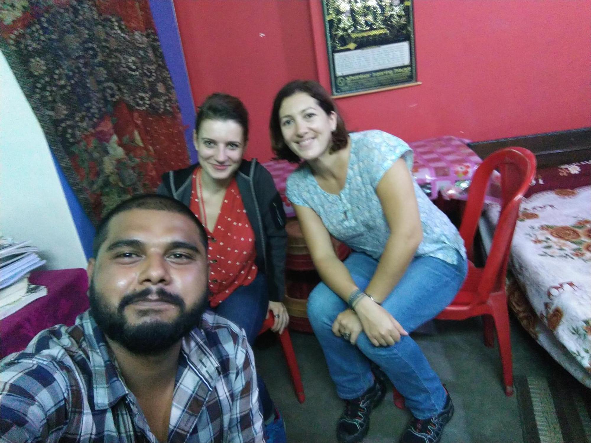 Atathi Niwas Guest House For Backpackers And Travellers Siliguri Phòng bức ảnh