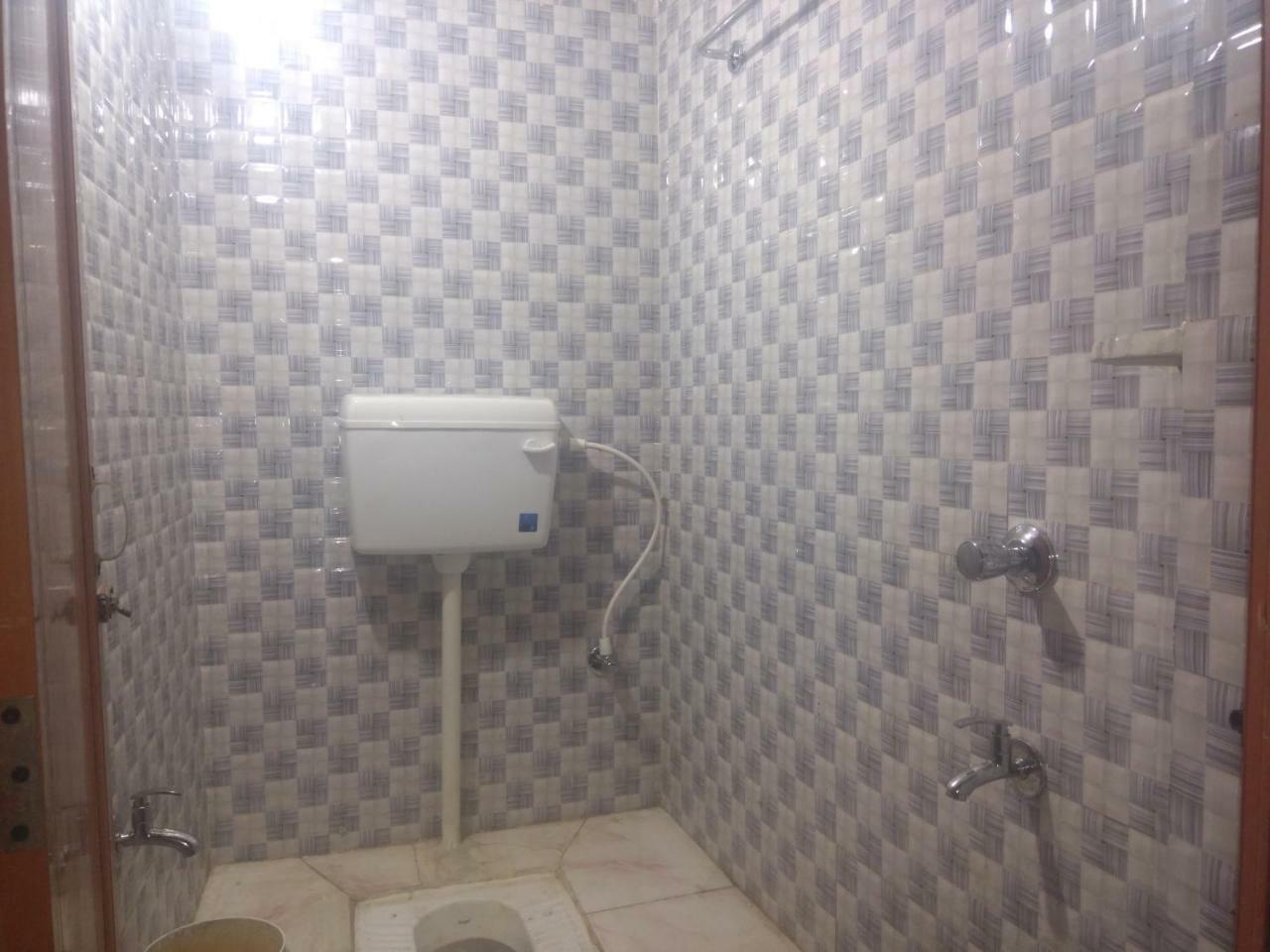 Atathi Niwas Guest House For Backpackers And Travellers Siliguri Ngoại thất bức ảnh