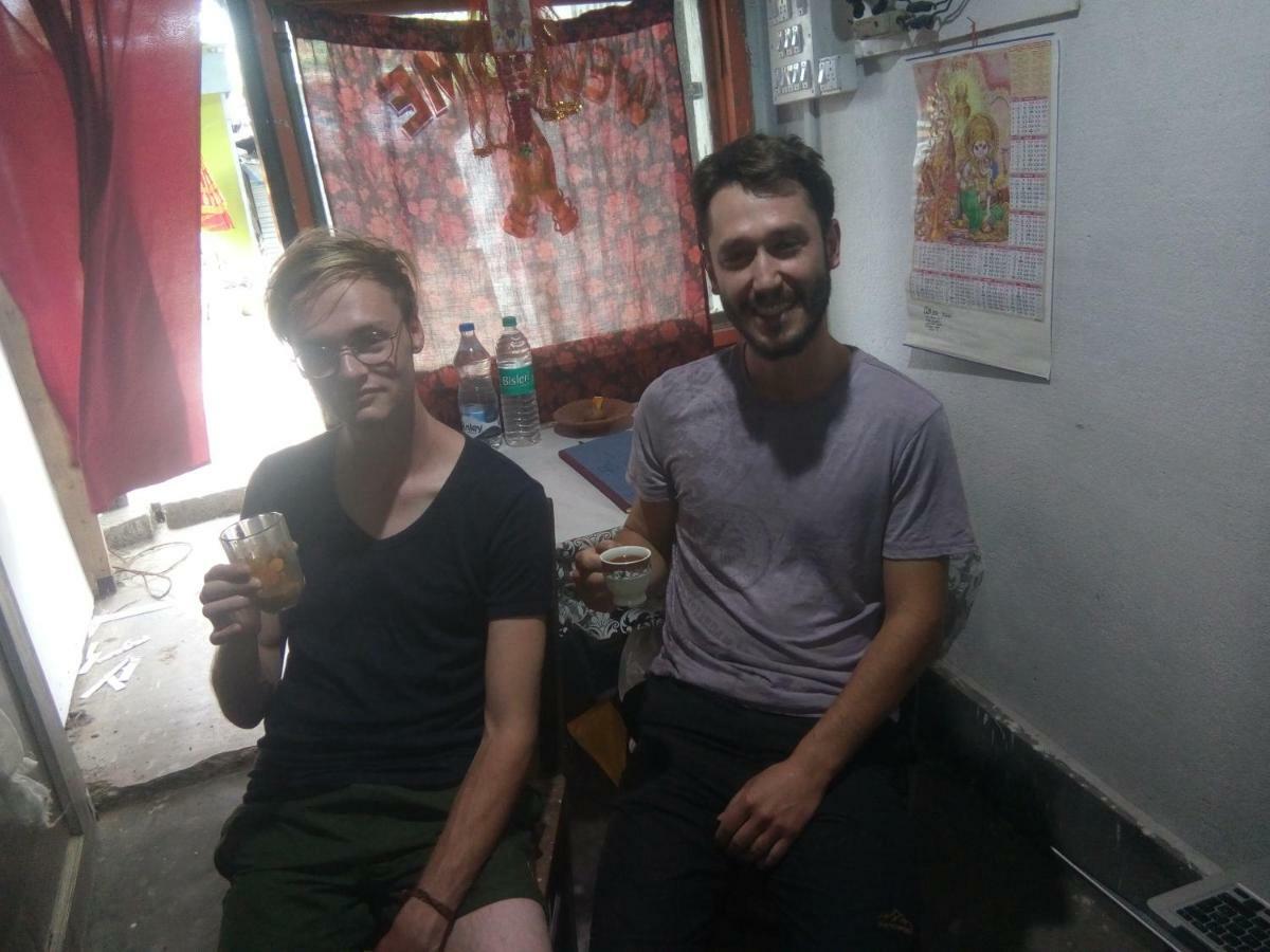 Atathi Niwas Guest House For Backpackers And Travellers Siliguri Ngoại thất bức ảnh