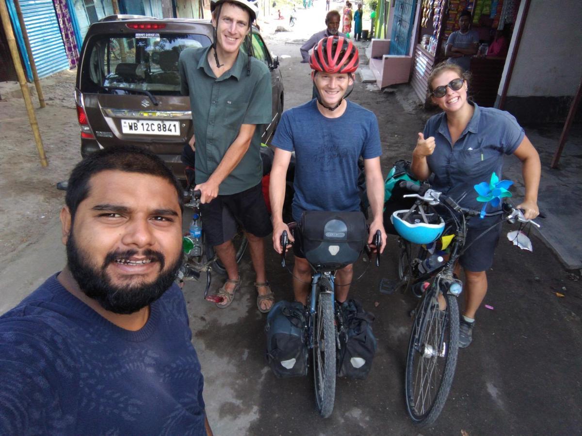 Atathi Niwas Guest House For Backpackers And Travellers Siliguri Ngoại thất bức ảnh