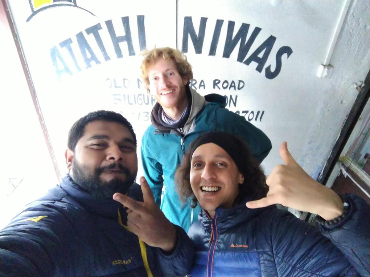 Atathi Niwas Guest House For Backpackers And Travellers Siliguri Ngoại thất bức ảnh